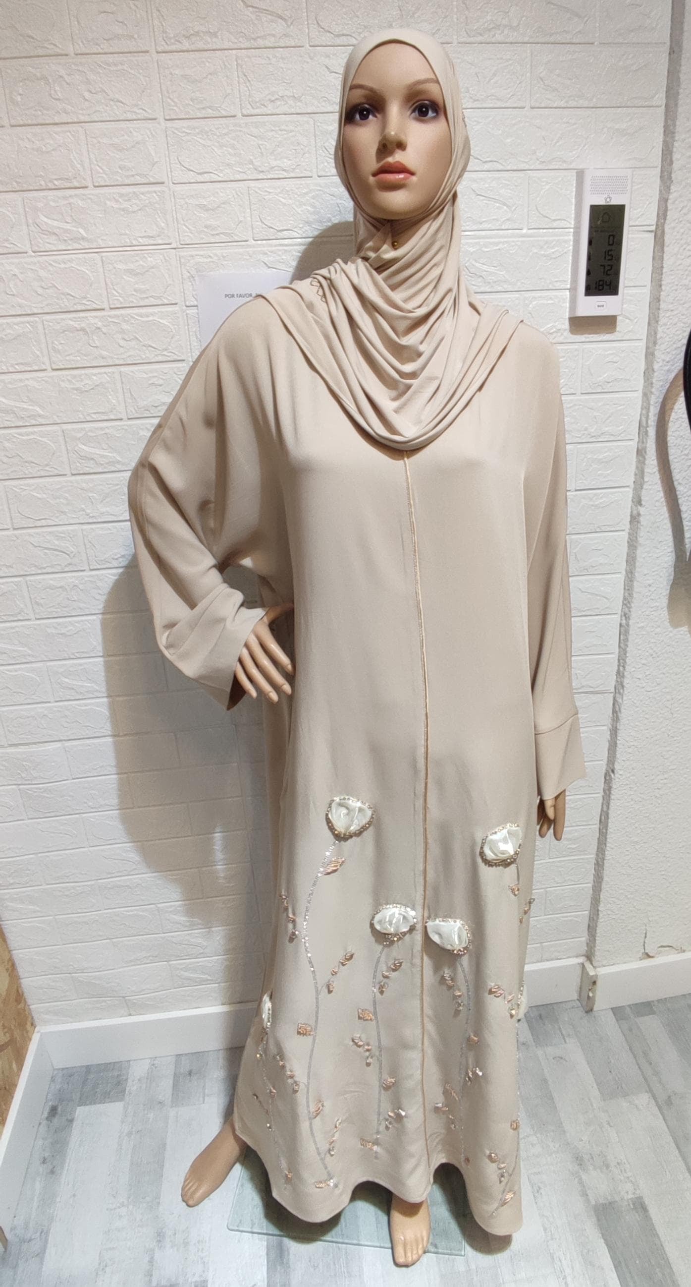 Abaya Coral