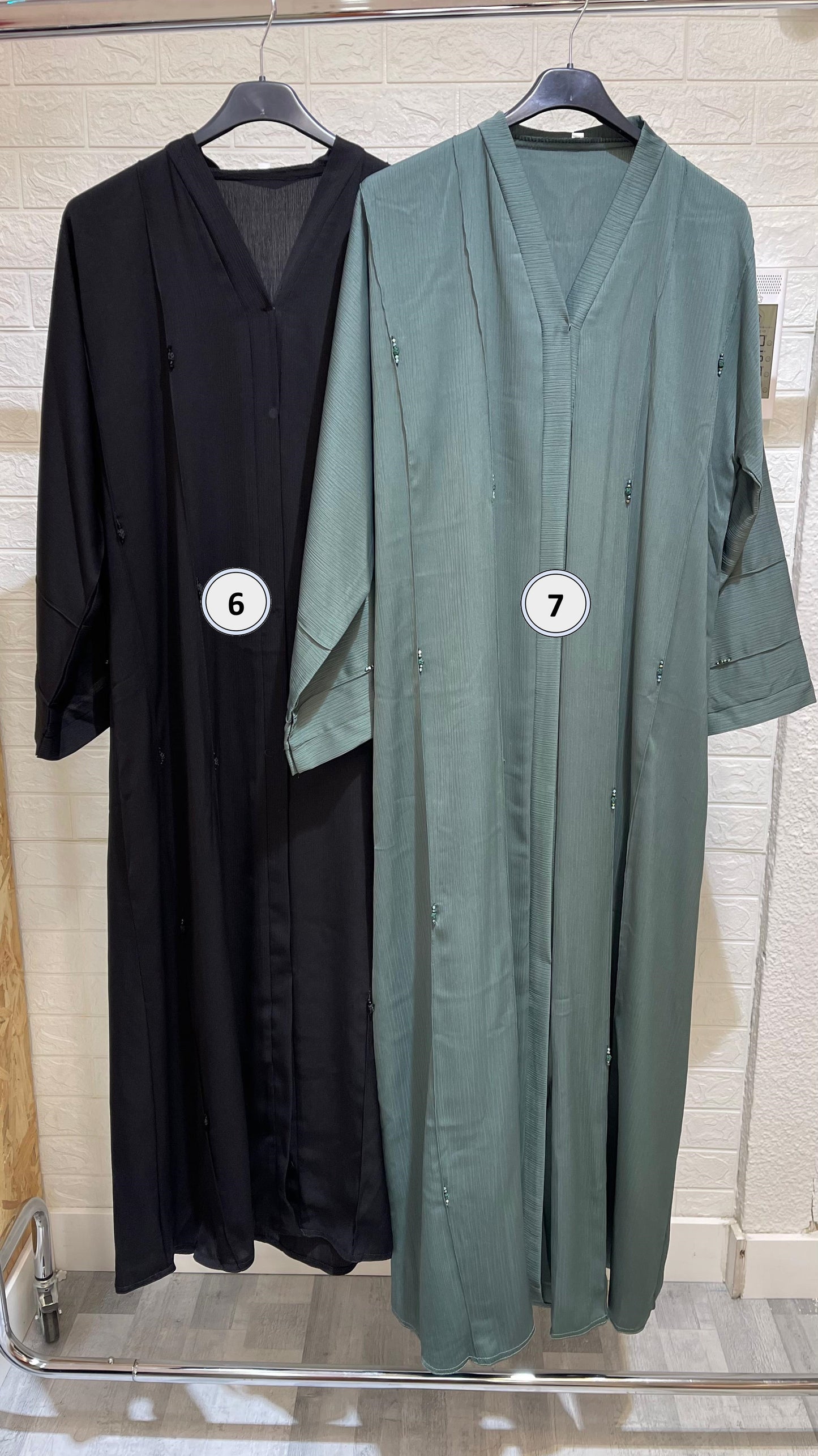ABAYA ABIERTA DUBAI ( CIERRE DE BOTONES )